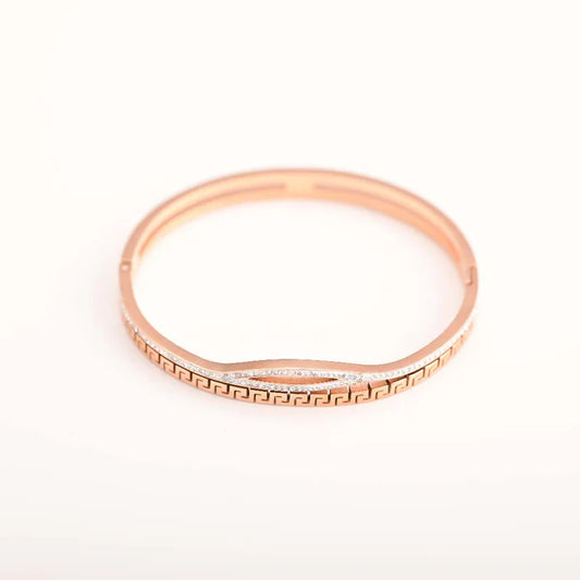 Multi Stone Q Clasp Bracelet