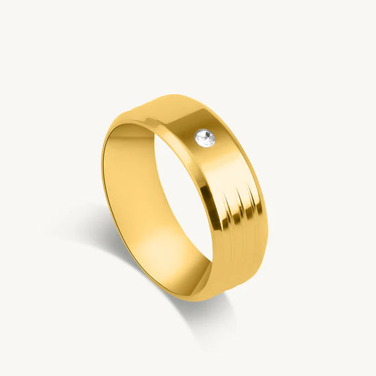 Shiny Diamond Gold Ring